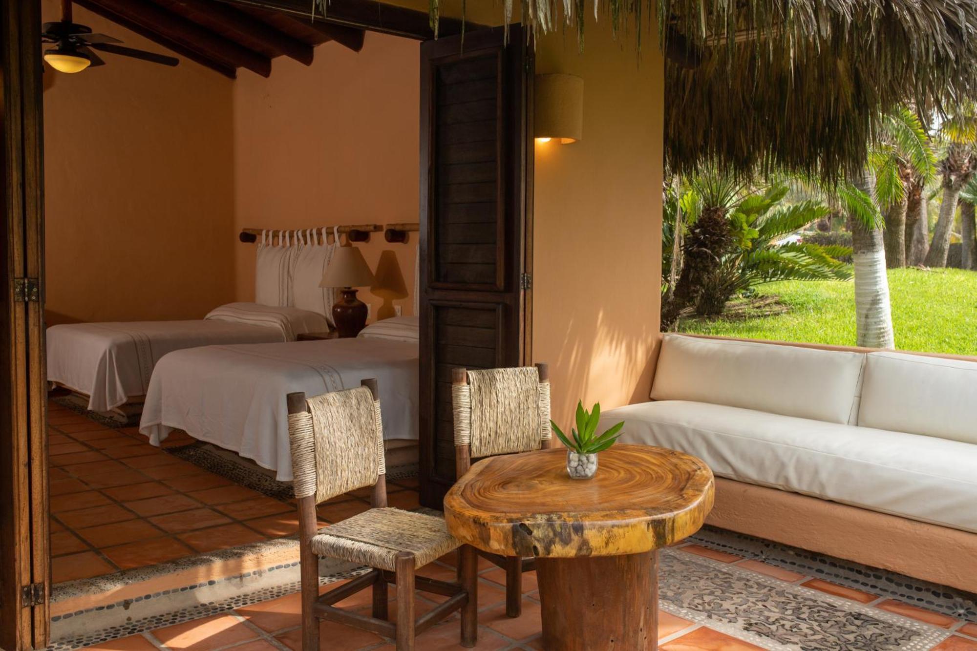 Puertas Paraiso Hotel Boutique Zihuatanejo Bagian luar foto