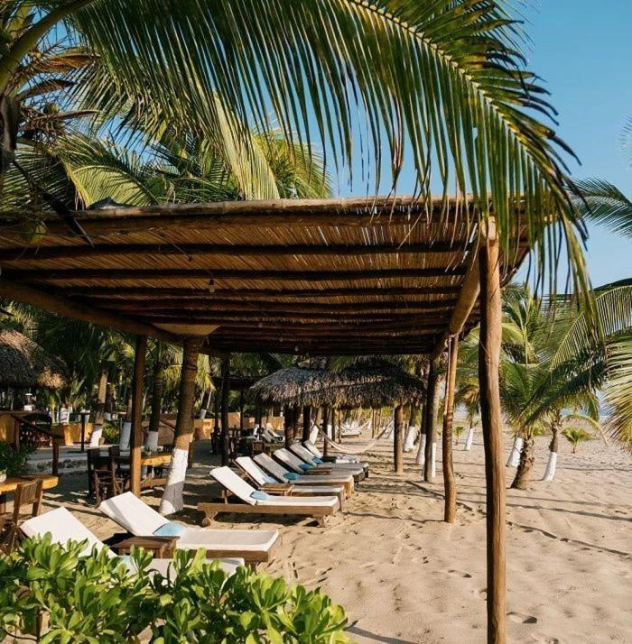 Puertas Paraiso Hotel Boutique Zihuatanejo Bagian luar foto